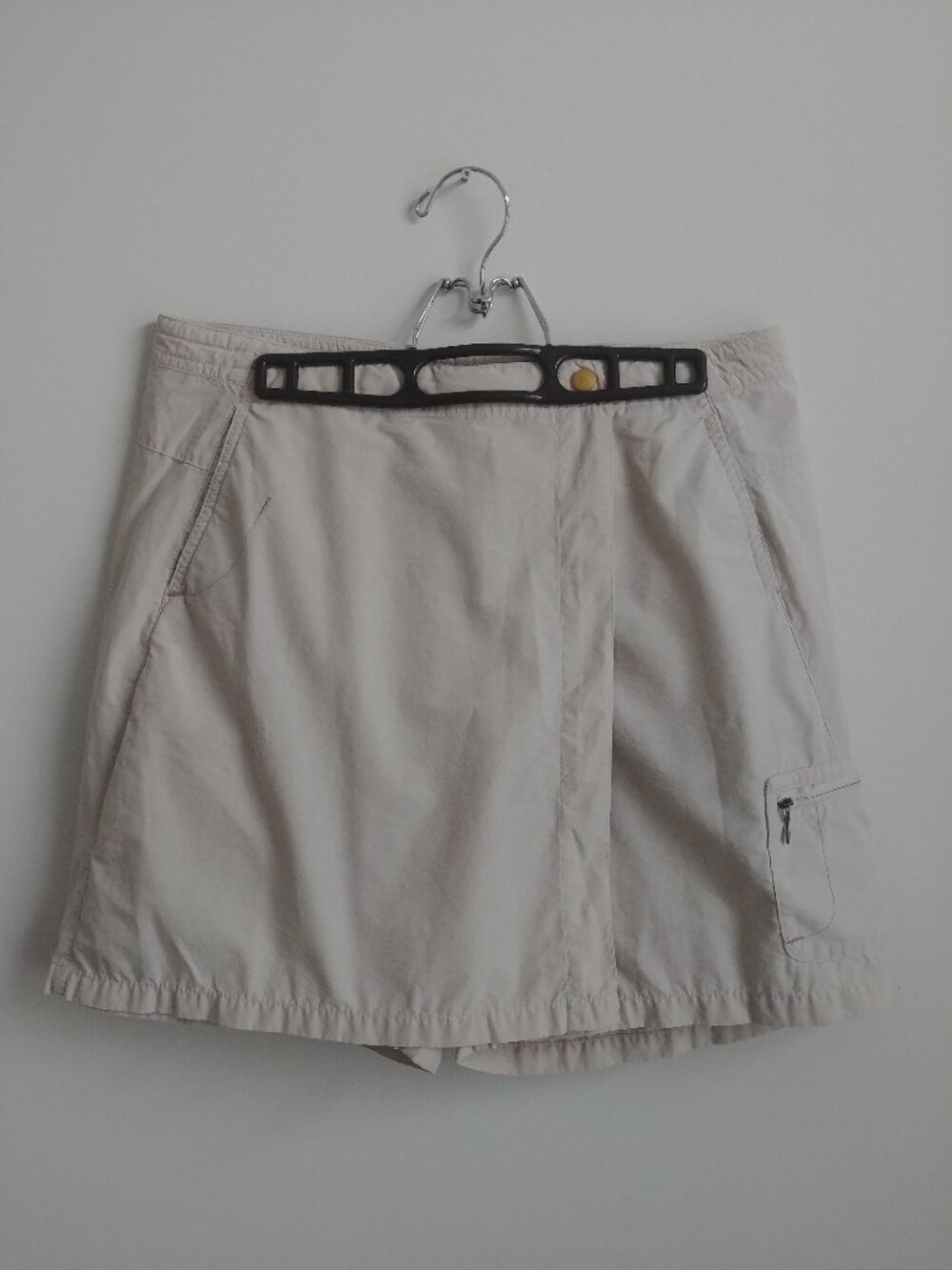 Columbia light tan neutral cotton nylon blend skort size 12